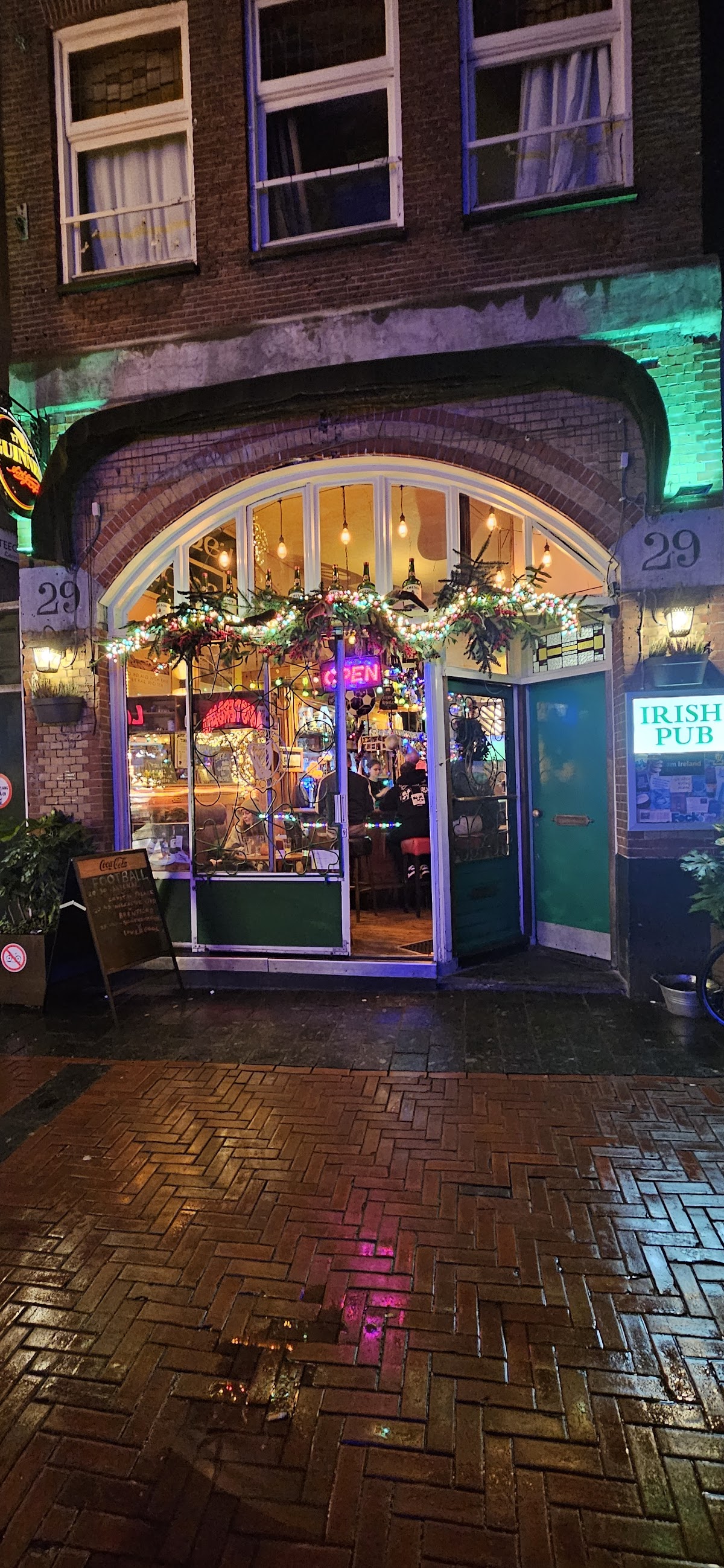 Blarney Stone Irish Pub - 8